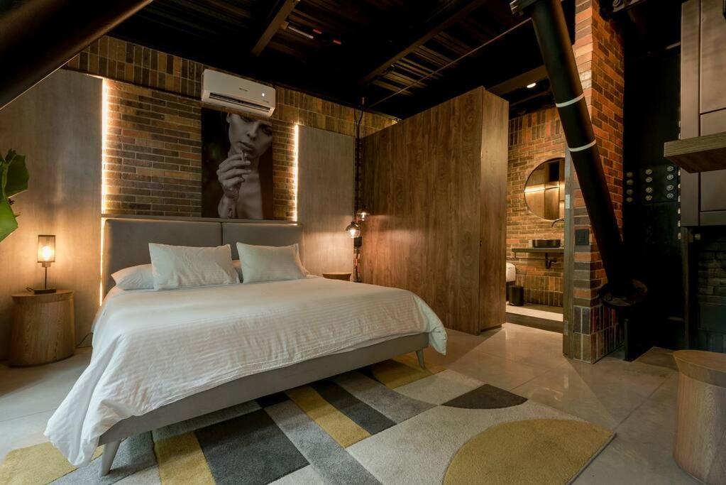 Hotel Meridiano Lofts Medellin Exterior photo
