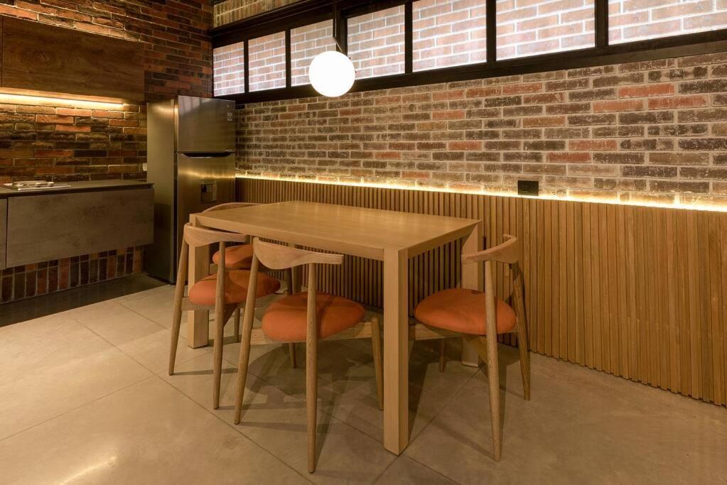 Hotel Meridiano Lofts Medellin Exterior photo