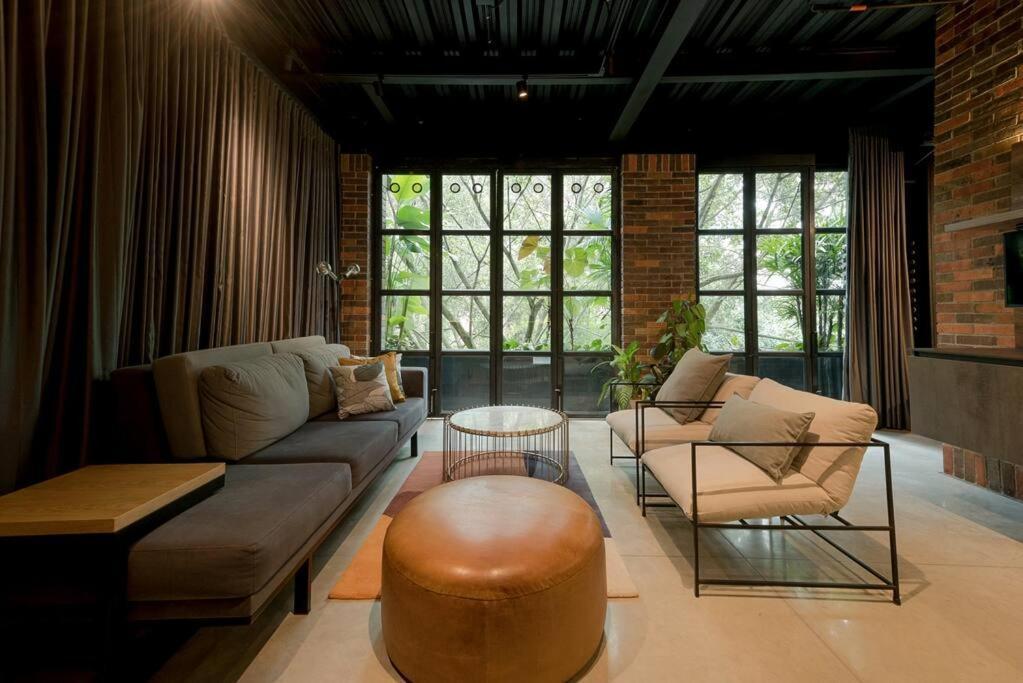 Hotel Meridiano Lofts Medellin Exterior photo